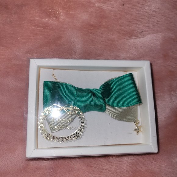 Uta no Prince-sama Kotobuki Reiji Green Ribbon Bow Necklace or Pin - Picture 6 of 6